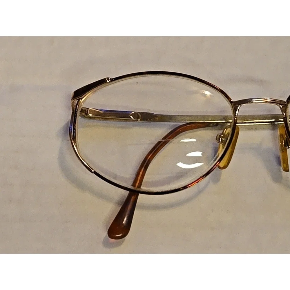 Vintage Oleg Cassini 1022 Tortoise Eyeglass Frames 54-17-137 Made in Italy